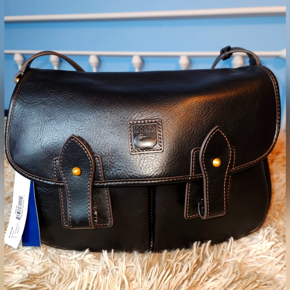 DOONEY AND BOURKE Saddle bag Rare was released only for limited time!